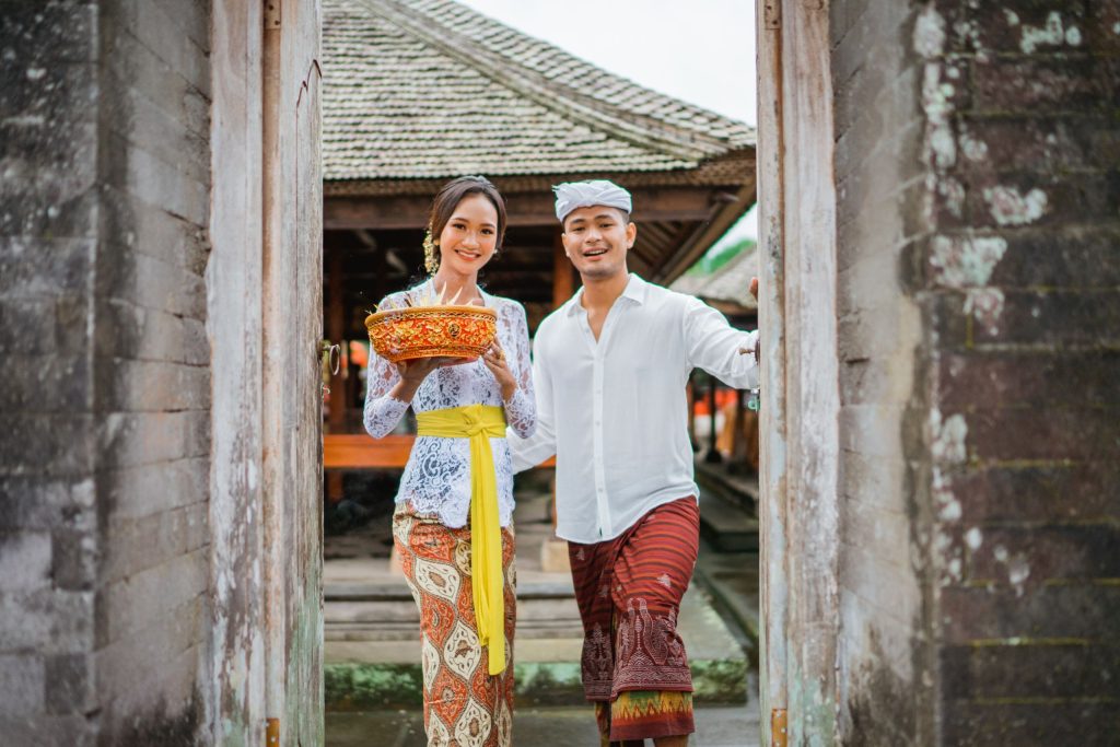 Are Balinese and Indonesian the Same Language?